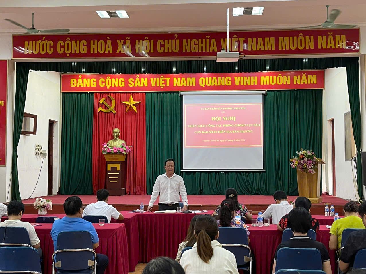 UBND phường tổ chức nghị triển khai công tác phòng chống lũ lụt trên địa bàn phường
